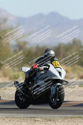 media/Oct-25-2025-Race Pace (Sat) [[47cce5476f]]/Non Verified (1st 20 Minutes of Every Hour)/4-Turn 2 (1112am)/